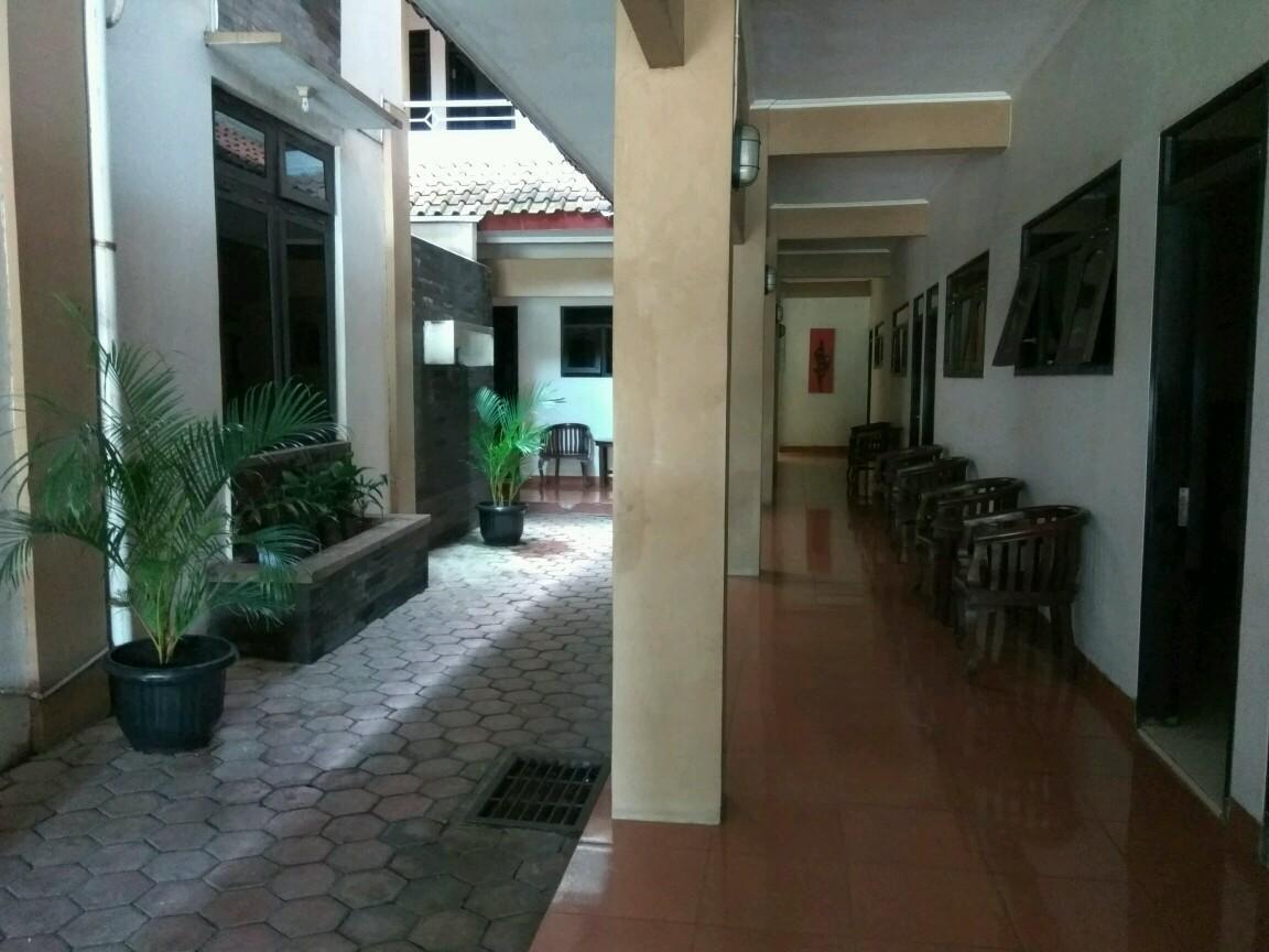 Graha Hotel Sragen Bagian luar foto