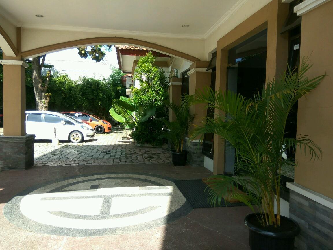 Graha Hotel Sragen Bagian luar foto